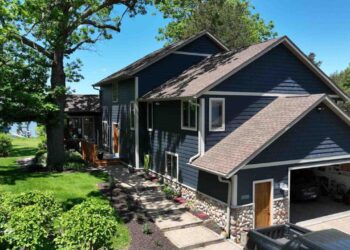 Your Home Deserves the Best: Finding Top Siding Contractors